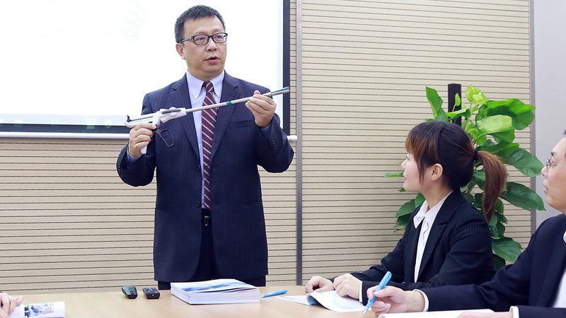 那么，如何从众多免费网课平台中甄别出优质的资源呢？以下是一些关键点：